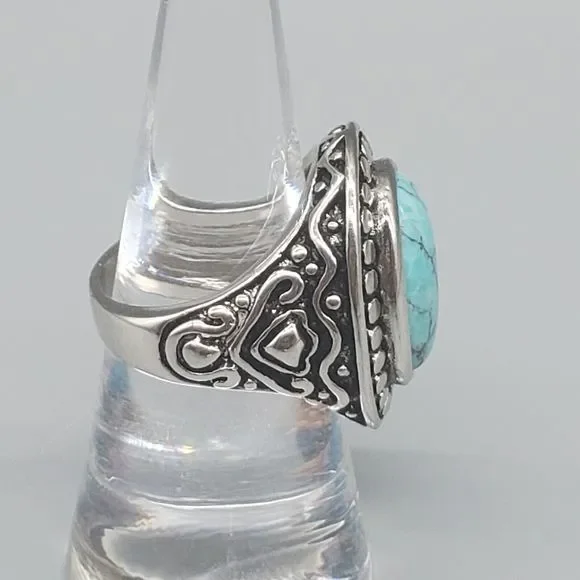 Southwest Style Ring Silver Tone Studded Blue Center Boho size 6.75 - Picture 3 of 8